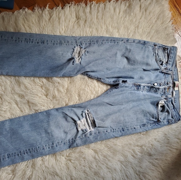 Vintage distressed Levi's 501 jeans - Picture 4 of 8